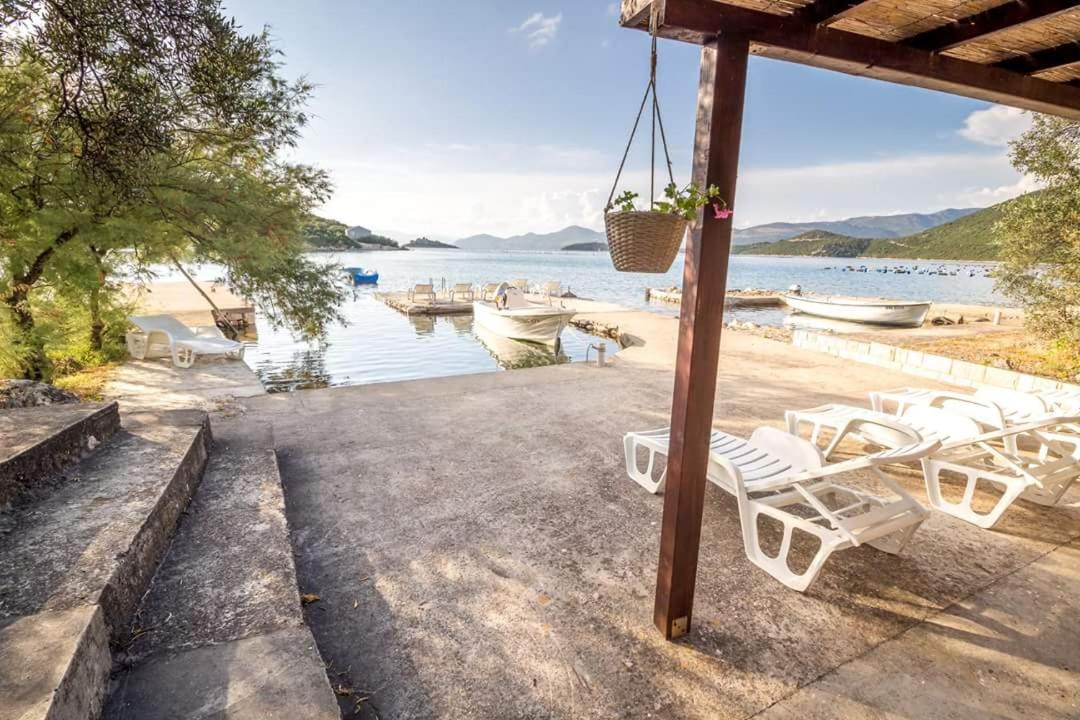 Apartmani Vlahusic Putniković Extérieur photo
