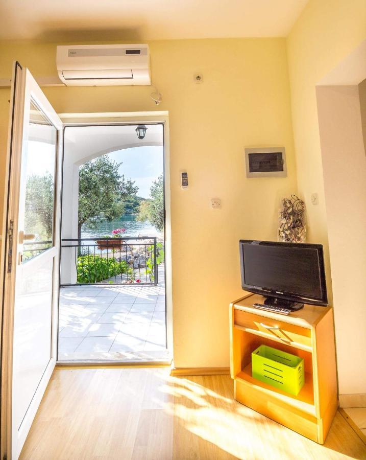 Apartmani Vlahusic Putniković Extérieur photo
